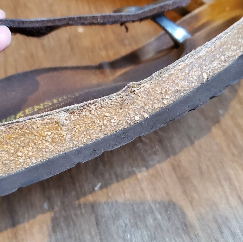 Birkenstock Gizeh Sandals - Picture 10 of 16